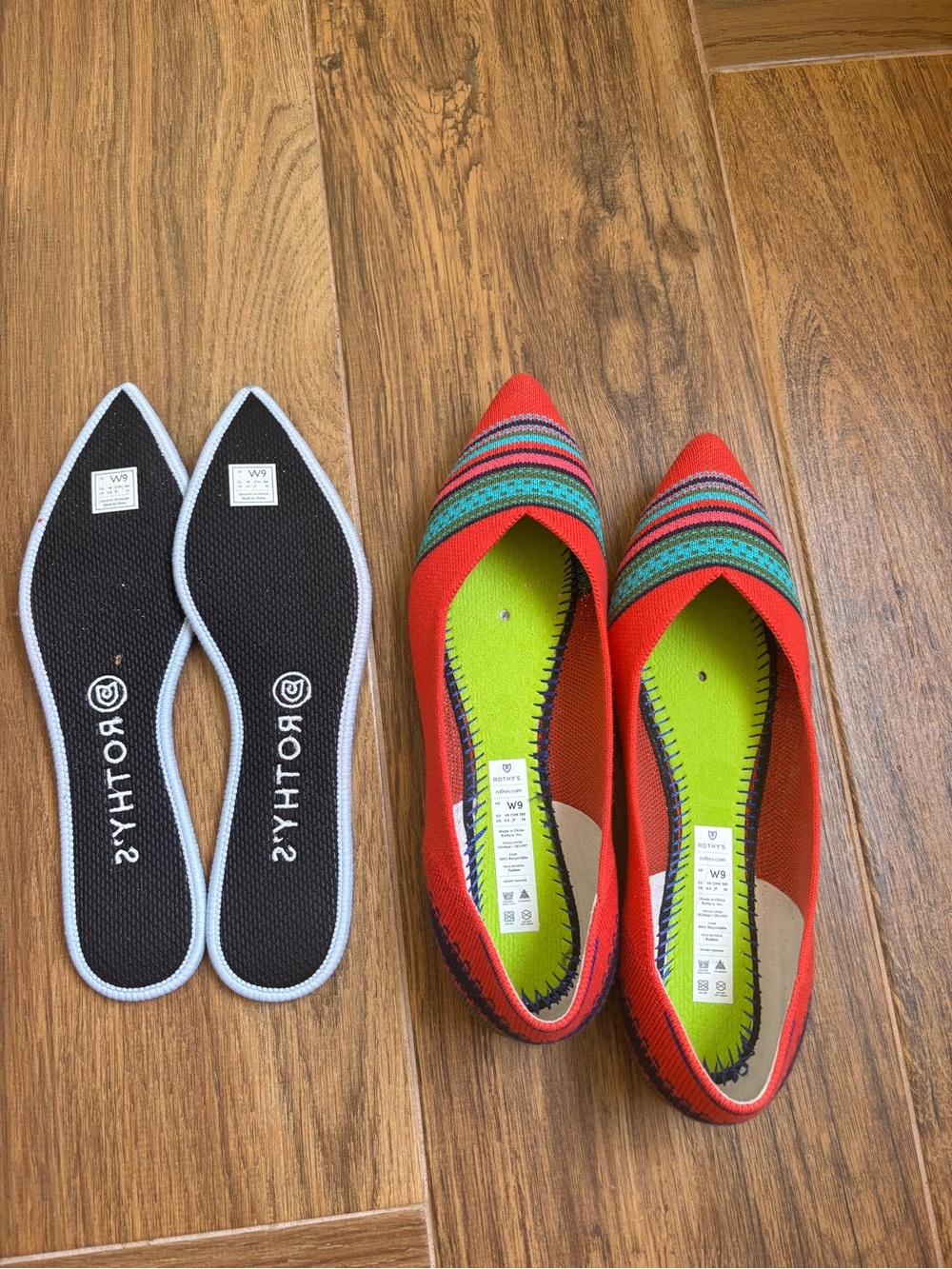 ROTHY’S The Merino Wool Pointy Toe Blaze Ribbon Stripe Size 9 Retired - Picture 6 of 8